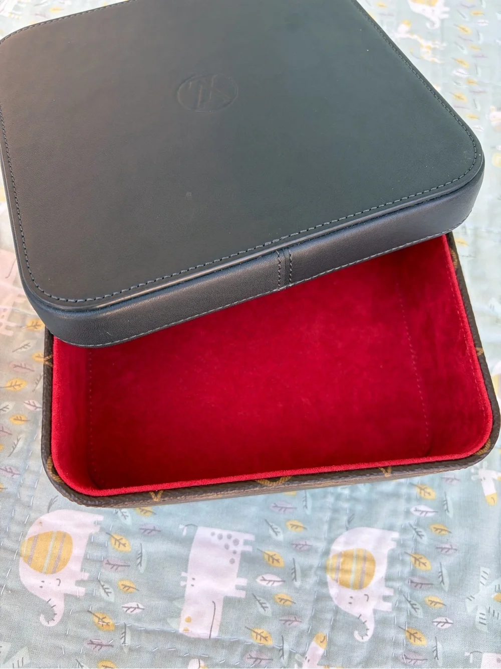 Louis Vuitton vanity boite